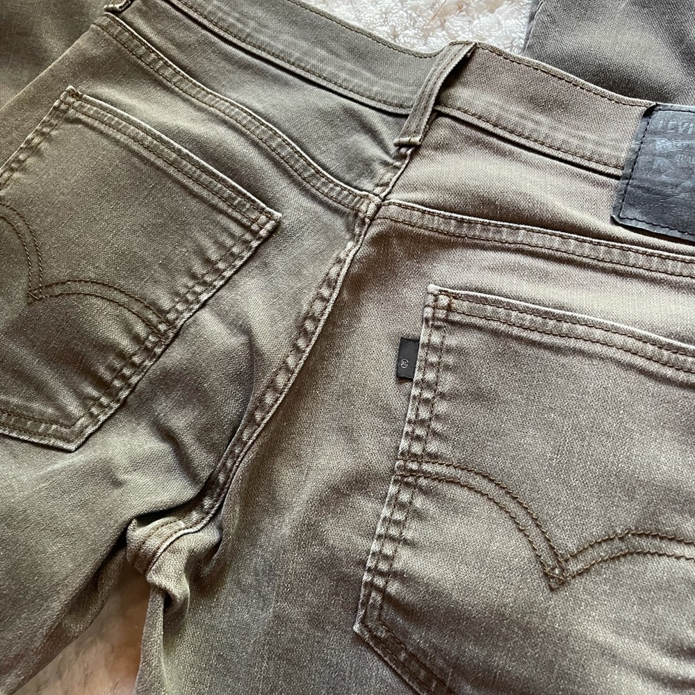 LEVIS !! 🤍🤍 - Picture 2 of 5
